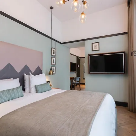 Hotel The Hendrick's 4*