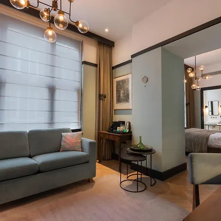 The Hendrick's Hotel 4*