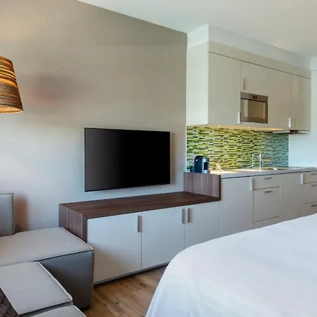 Element Hotel Amsterdam