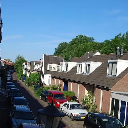 Apartment With Terras In Noord *