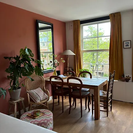 Colorful And Beautiful In The Jordaan! Apartment Amsterdam