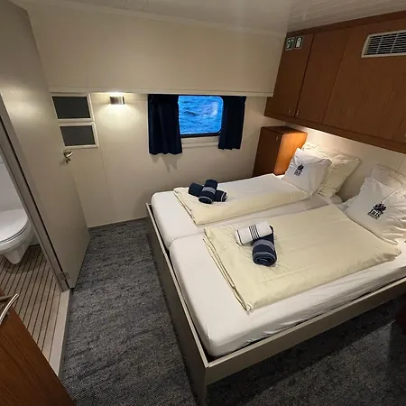 Hotel Hotelboat Iris Amsterdam