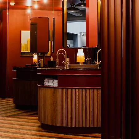 Mai Hotel 4*