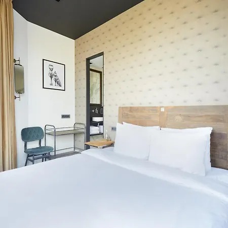 Sonder Park House Hotel