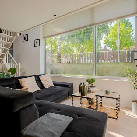 Apartment Private 3 Bedroom - *