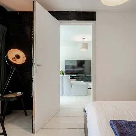 Apartment Private 3 Bedroom -