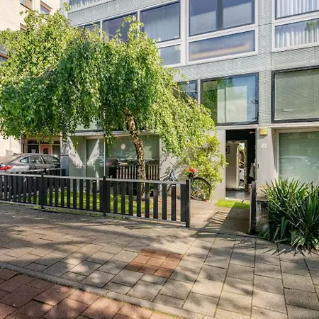 Apartment Private 3 Bedroom - *