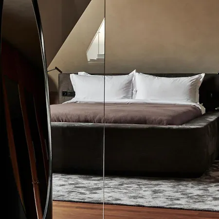 De L'europe - The Leading Of The World 5*
