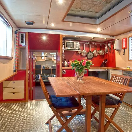 The Red House Botel *