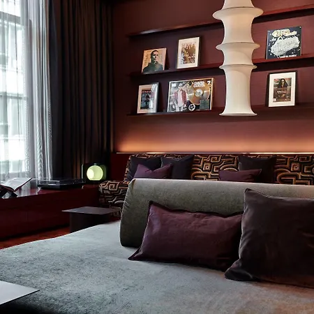 De L'europe - The Leading Of The World 5*