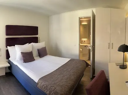 Boutique Albus Centre 4*