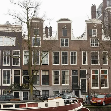 Luxury In Location Of Apartment