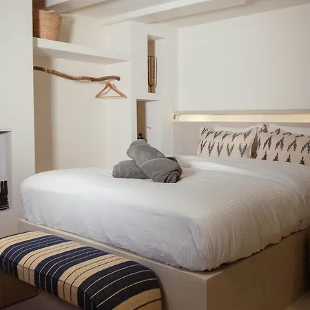 Luxury In The Location Of Amsterdam