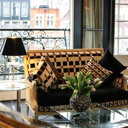 Hotel Ambassade 4*