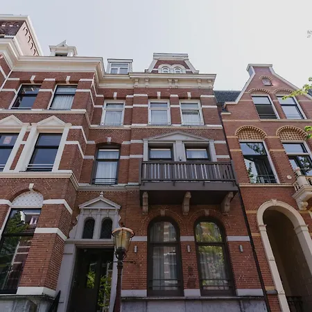 Hotel Roemer 4*