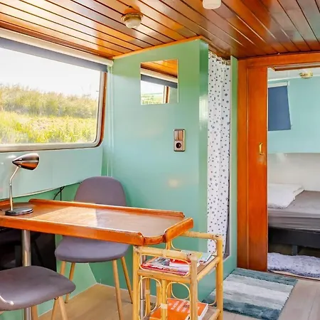 Floating Bed & Breakfast Amsterdam