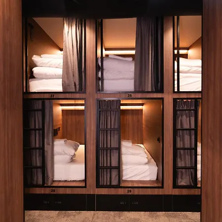 Cabins Hotel Amsterdam Hotel