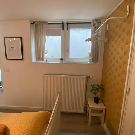 Bed & Breakfast Tiny Cozy Canalhouse Amsterdam