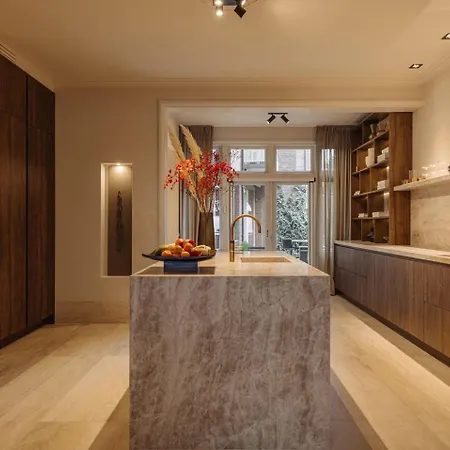 بيت شباب Sophisticated In *