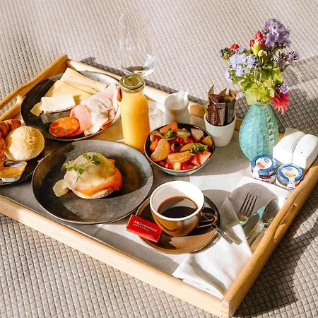 Hotel Moevenpick City Centre 4*