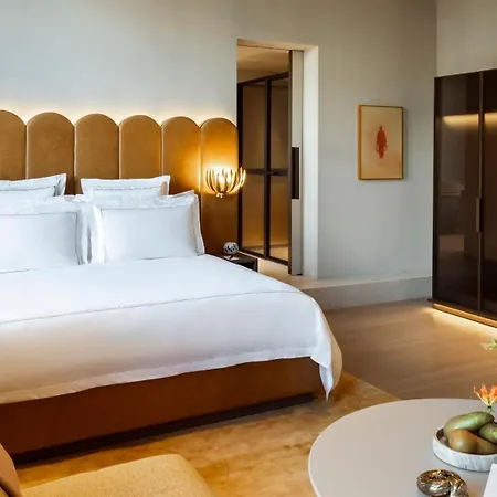 Rosewood Hotel 5*