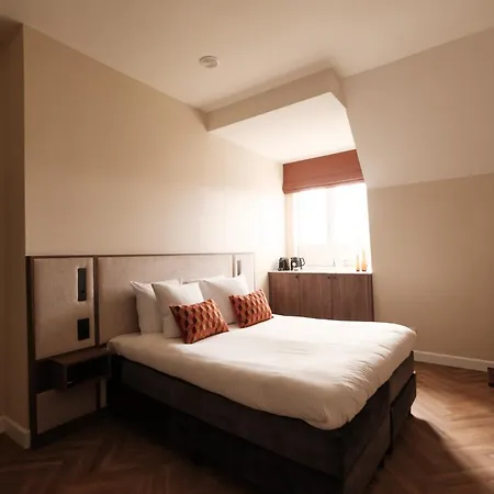 House Of Adam Hotell 4*
