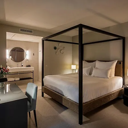 Pestana Riverside 5*