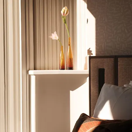 Hotell House Of Adam 4*