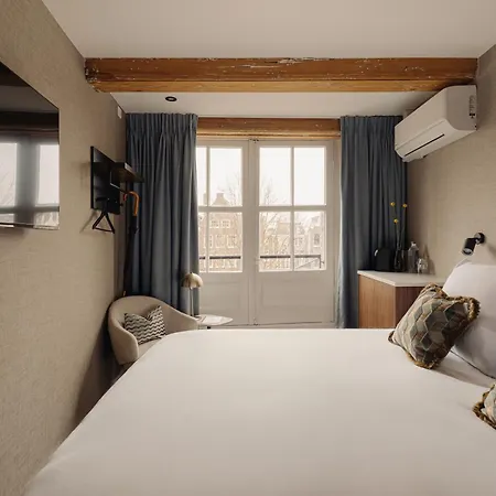 Hotel Adam's Canal House 4*