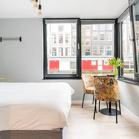 2 Houseboat Prinsengracht Bed & Breakfast
