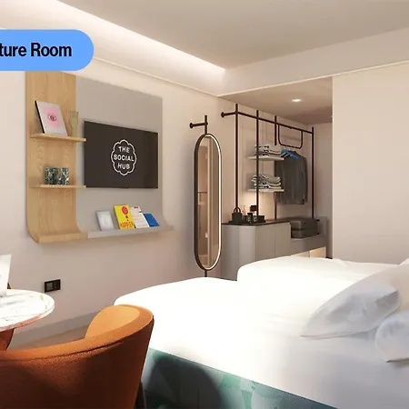 The Social Hub Hotel 4*