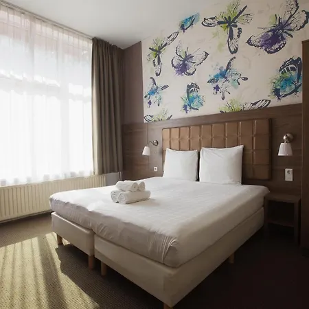 Aadam Wilhelmina 3*