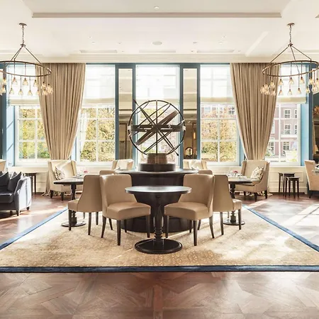 מלון Waldorf Astoria 5*