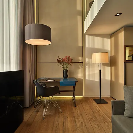 Hotel Conservatorium 5*