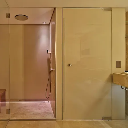 Hotel Conservatorium Amsterdam