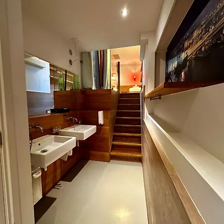 アパートホテル Marnix360apartments The Mansion