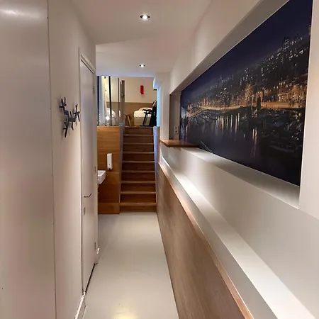 Marnix360apartments The Mansion アパートホテル 2*