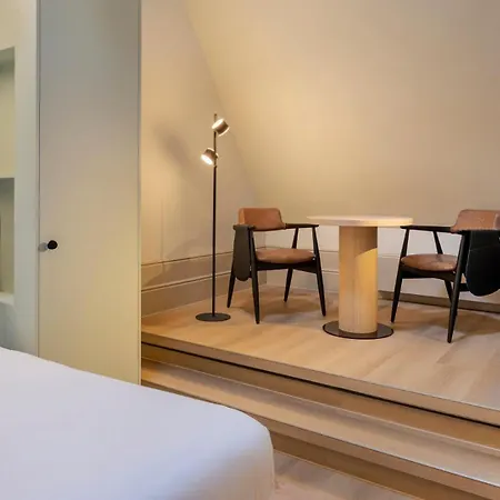 The College Amsterdam, Autograph Collection Hotel 5*