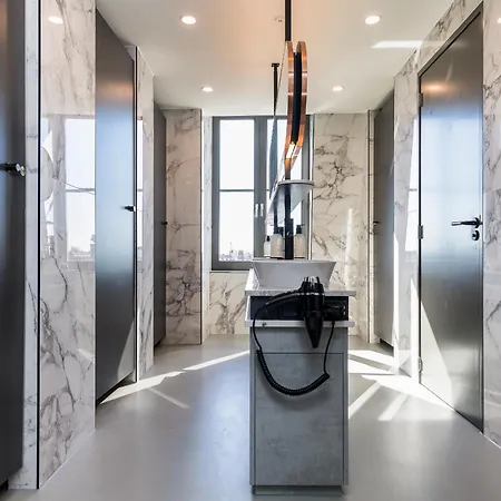 This HoTel Hostel *