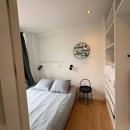 Panoramic Ami Canal View House Amsterdam