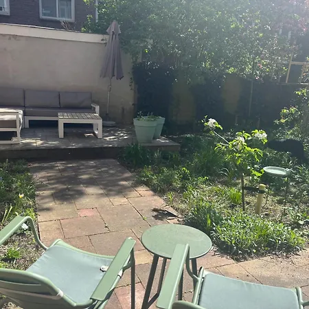 Appartamento Spacious With Garden In Centre