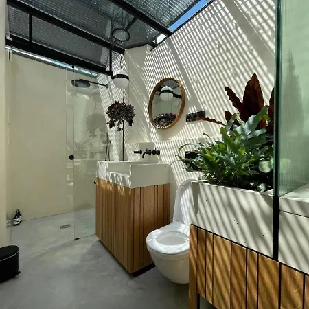 Vondice Hotel