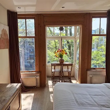 Bed and Breakfast A