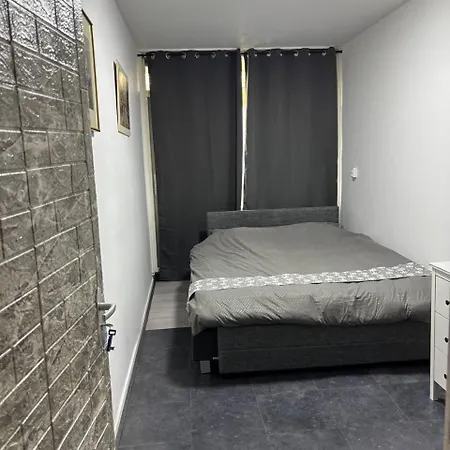 Entire In A Shared In Noord Close To The Center Station * Amsterdam