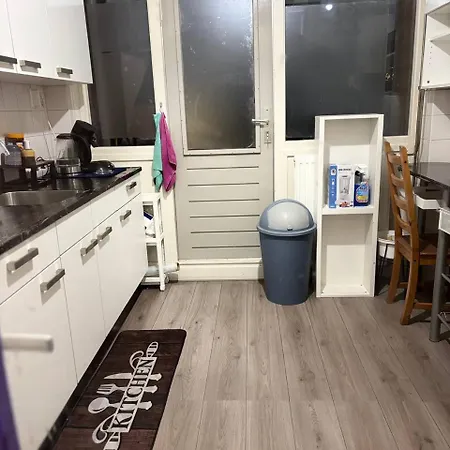 Entire In A Shared In Noord Close To The Center Station * Amsterdam