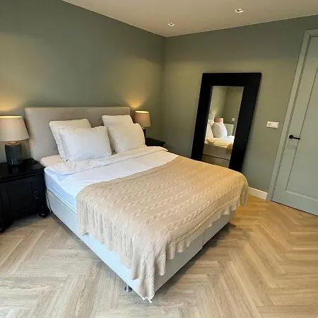 Luxurious, Spacious Amsterdam