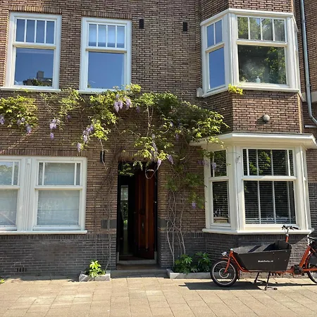 Apartment Spacious With Garden In Centre Amsterdam