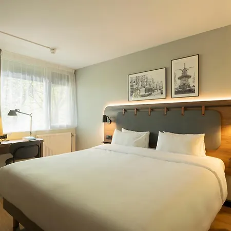 Отель Campanile & Restaurant Zuid-oost