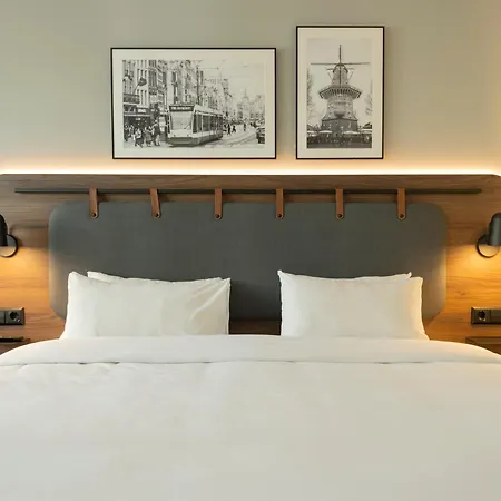 Отель Campanile & Restaurant Zuid-oost Амстердам