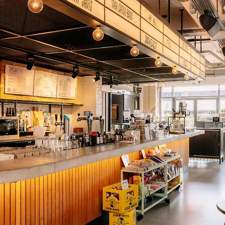 The Social Hub West 4 Star 4* Amsterdam